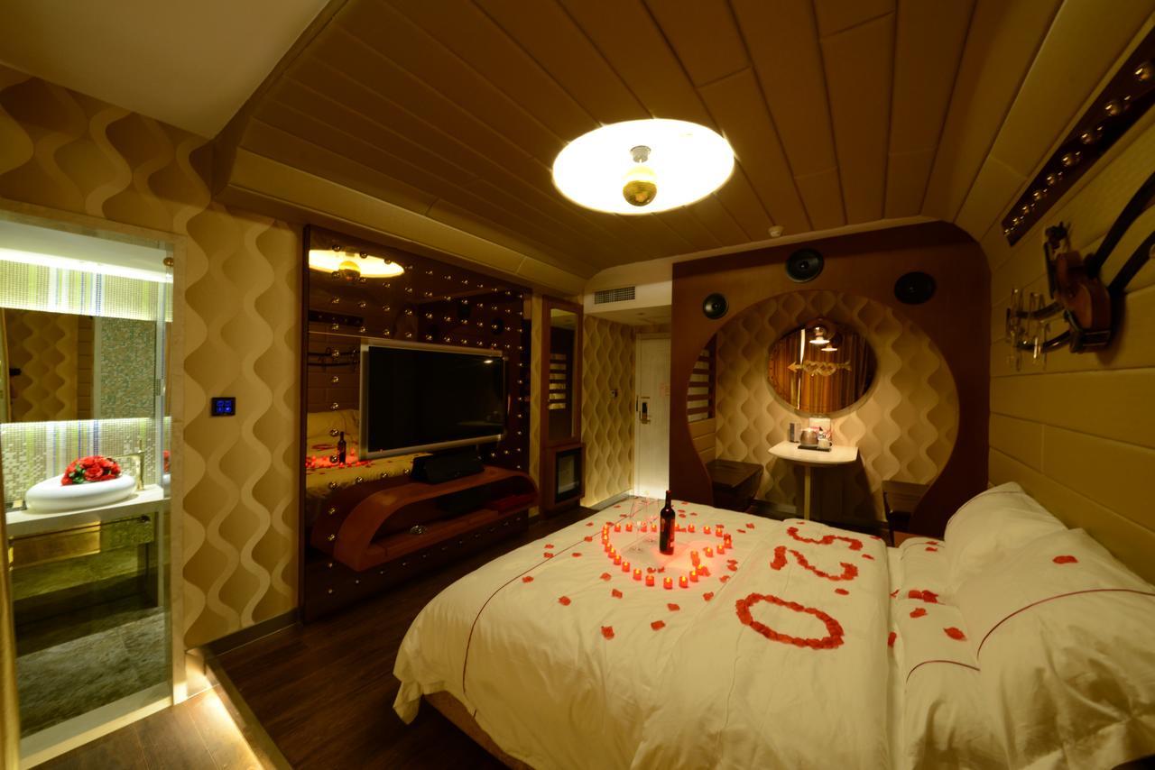 Crystal Theme Hotel Beijing