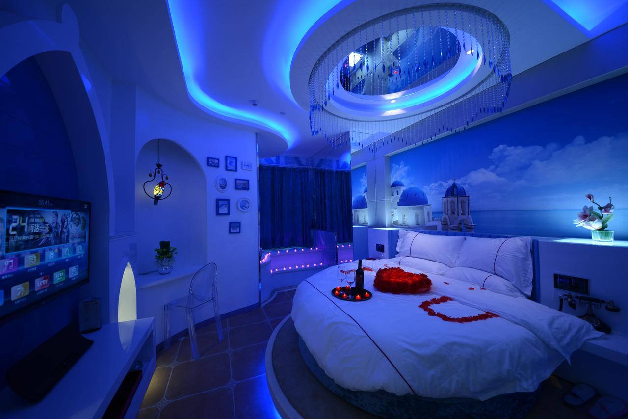 Hotel Crystal Theme Beijing