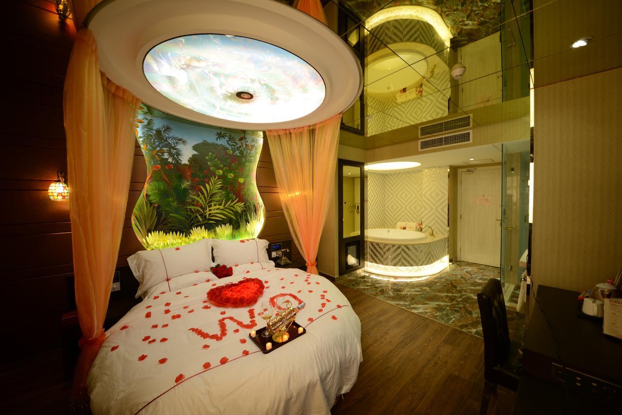 Crystal Theme Hotel Beijing