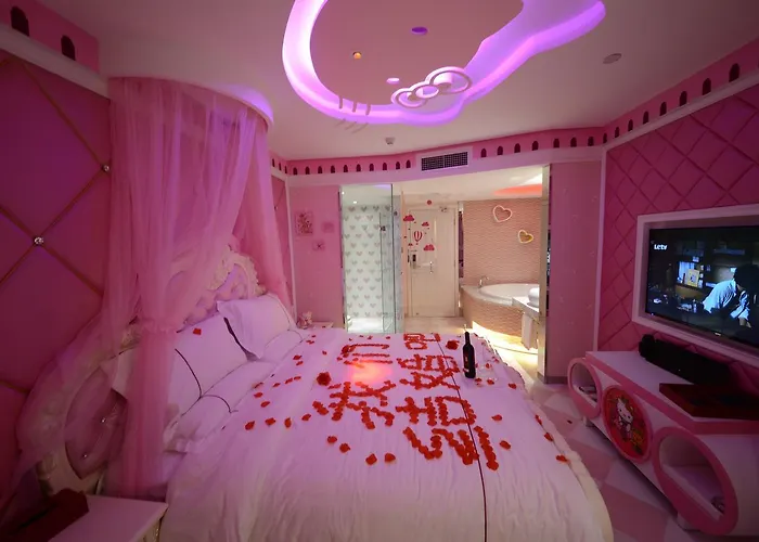 Crystal Theme Hotel